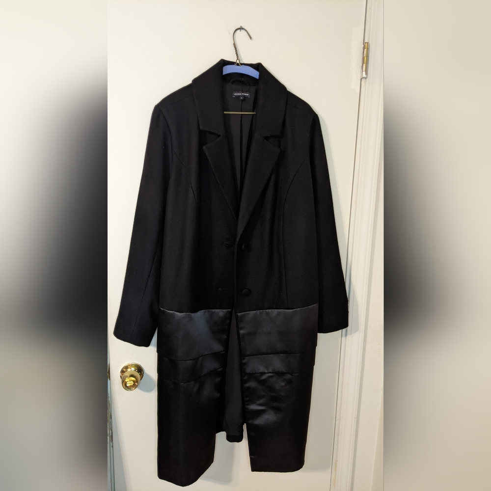 Universal Standard Capella Satin Tiered Coat Black Size: 14-16